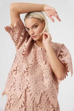 Heimstone Wallace T-shirt In Dust Lace Shop Woman 10 Heimstone Wallace T-shirt In Dust Lace Shop Woman